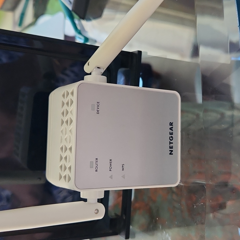 Netgear pieces